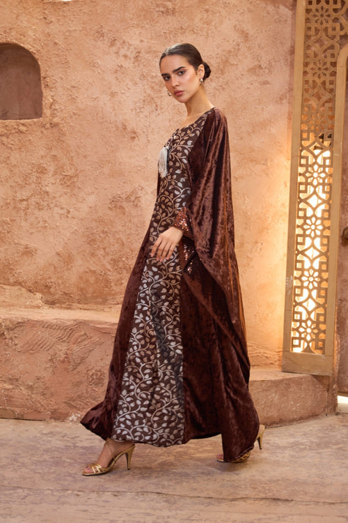 NAZEEKA - Velvet Kaftan